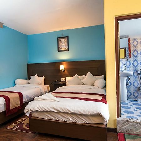 Hotel Rosemary Homes Pokhara Kültér fotó